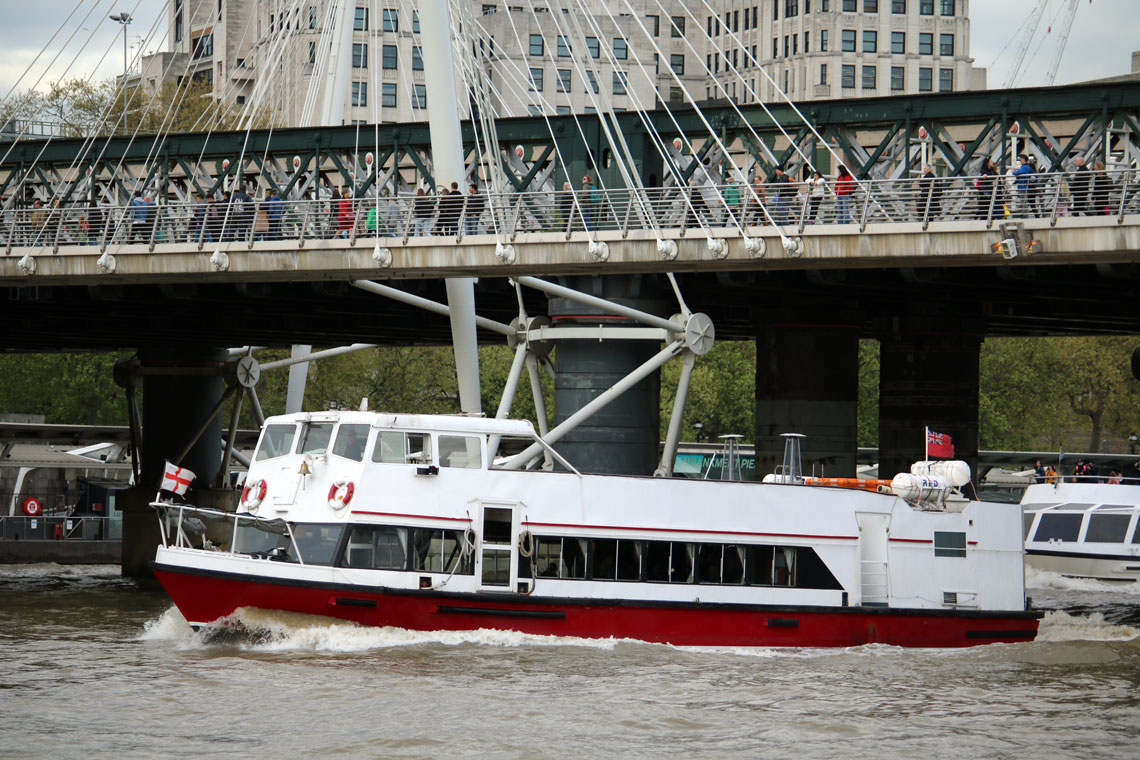 M.V Valulla passing Charing Cross Railway Bridge