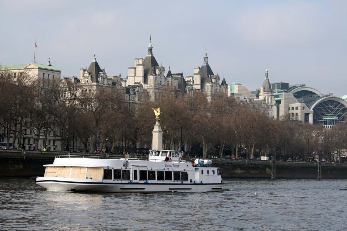 M.V Thomas Doggett | Viscount Cruises