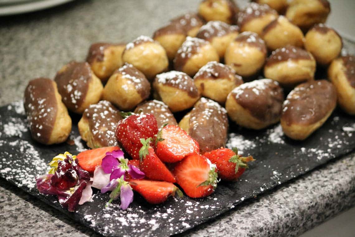 Chocolate Éclairs with Strawberries