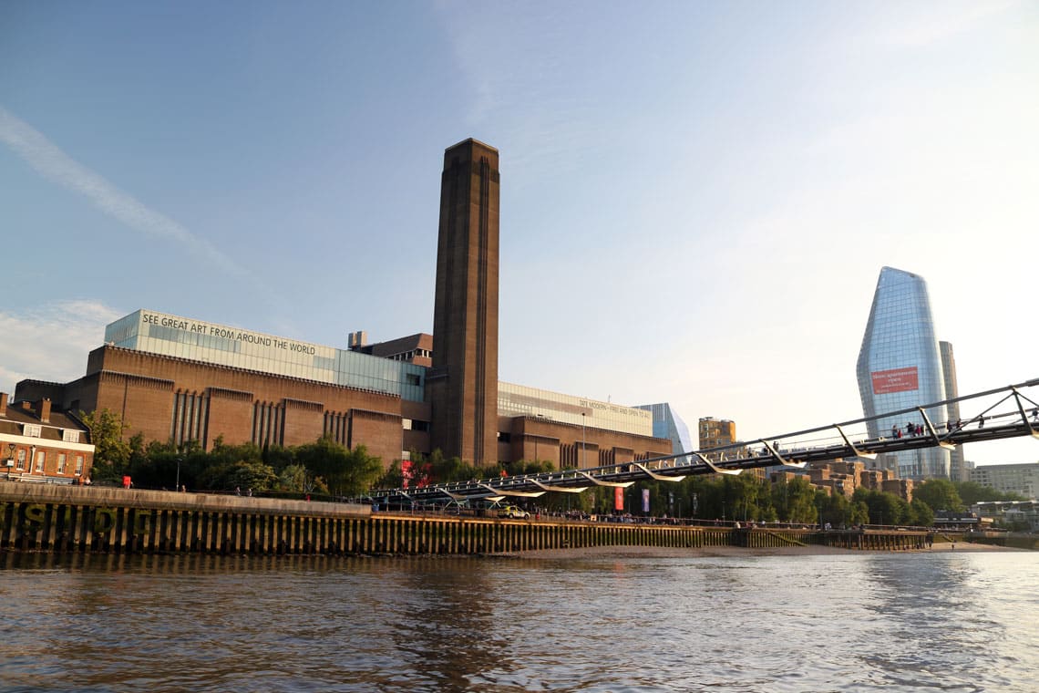 Tate Gallery of Modern Art & the Millennium Bridge