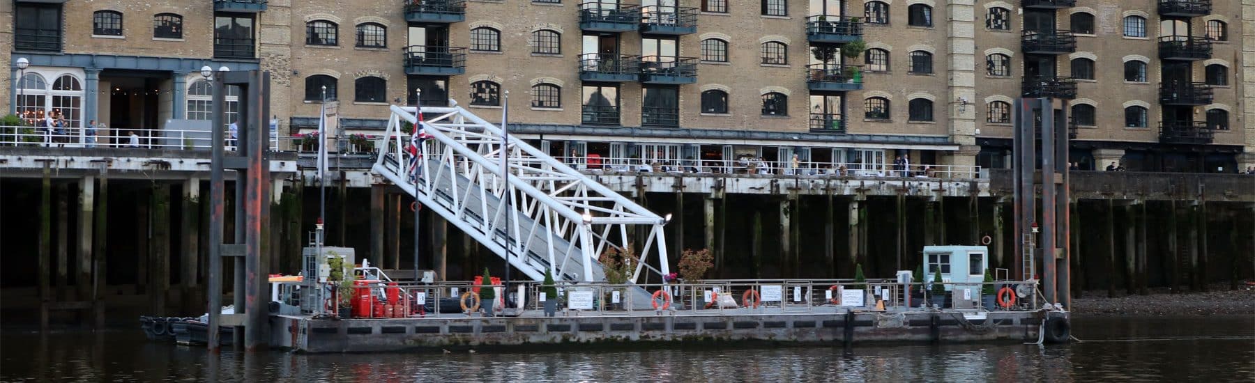 Butlers Wharf Pier, Shad Thames. London Butlers Wharf Pier, Shad Thames. London