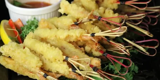 Tempura King Prawns with Sweet Chilli Dipping Sauce