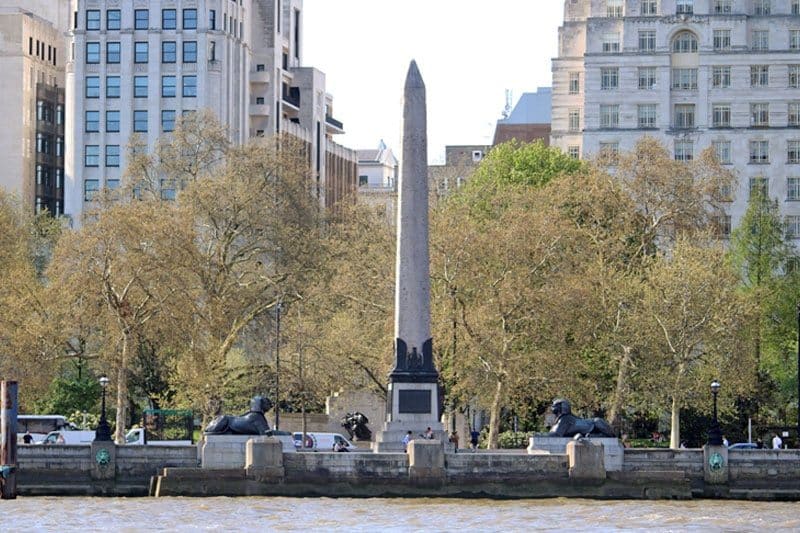 L'ago di Cleopatra, Victoria Embankment, Città di Westminster