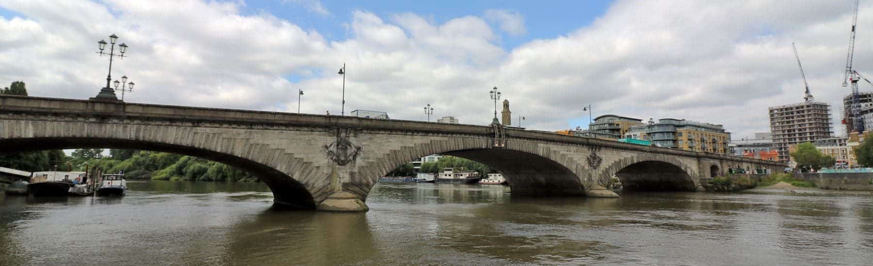 Kew Bridge, Syon Reach