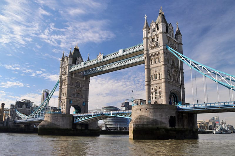 Tower Bridge, Londres