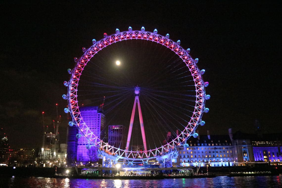 Le London Eye le soir du Nouvel An