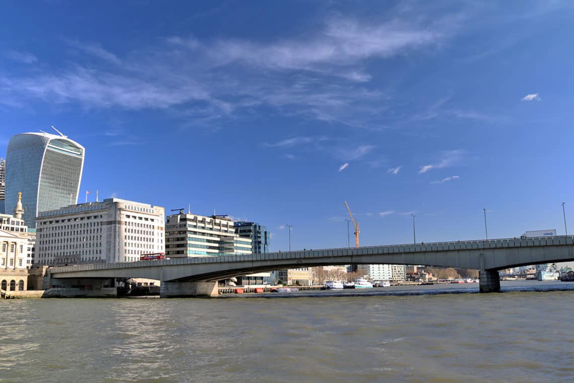 Pont de Londres, piscine supérieure